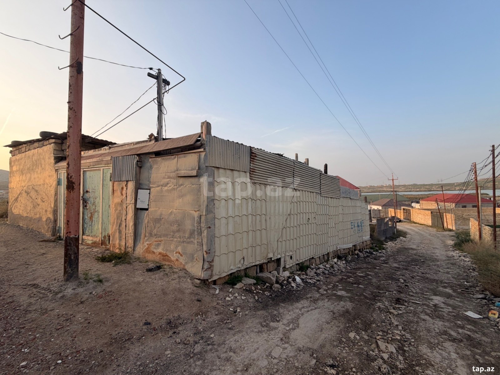 2 otaqlı həyət evi satılır, Binəqədi, Bakı