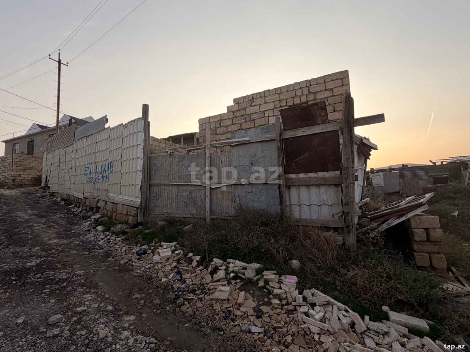 2 otaqlı həyət evi satılır, Binəqədi, Bakı