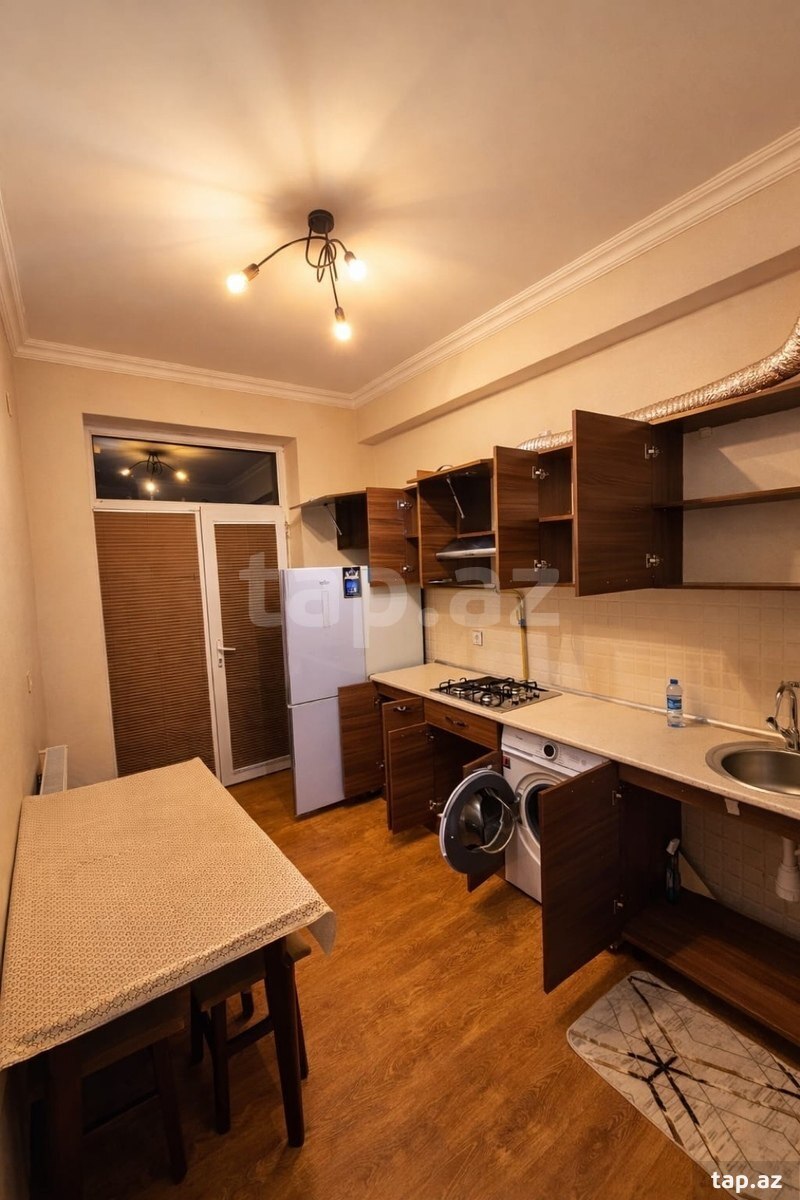 2 otaqlı mənzil kirayə verilir, Yasamal, Bakı