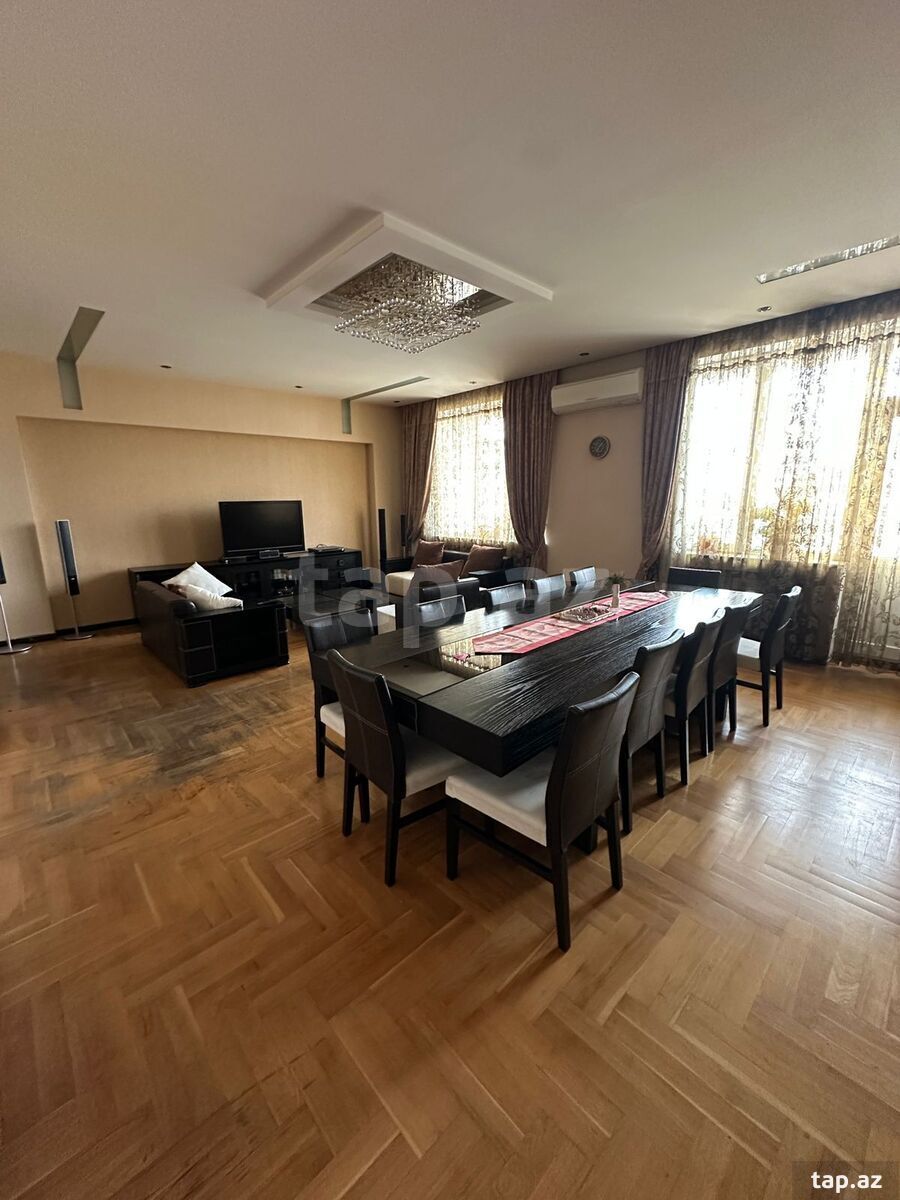 4-room apartment for rent, Baku