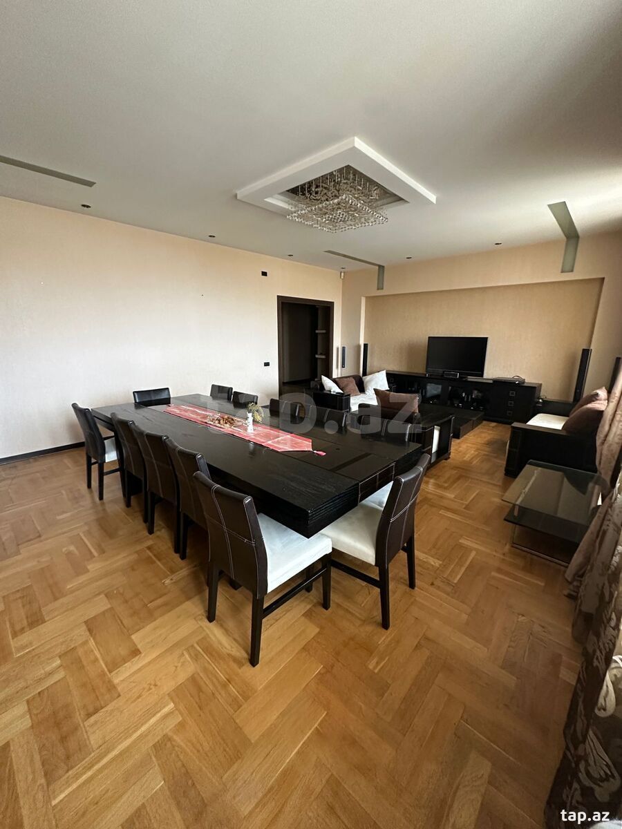 4-room apartment for rent, Baku