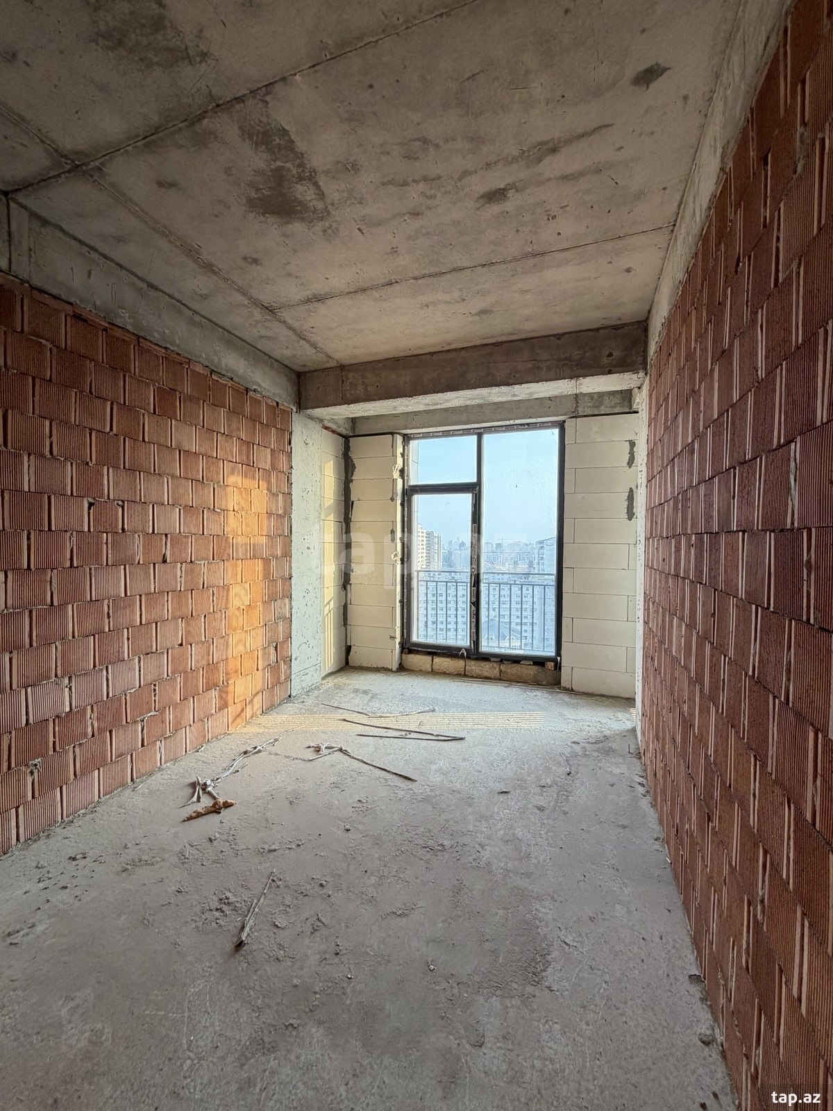 3-комн. квартира на продажу, 8-й микрорайон, Баку