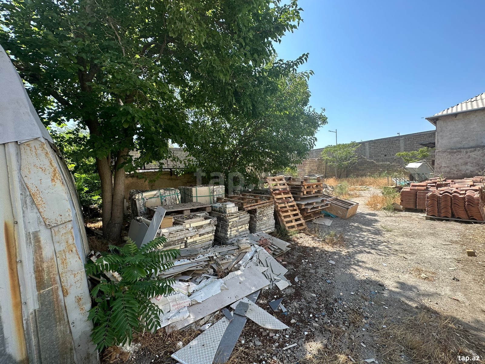 Land for sale, Baku