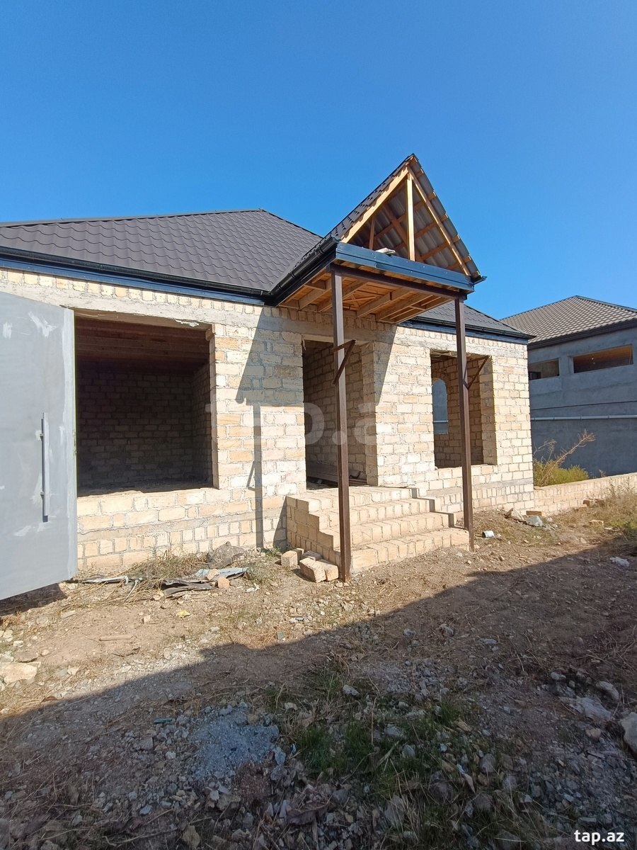 4 otaqlı həyət evi satılır, Gəncə