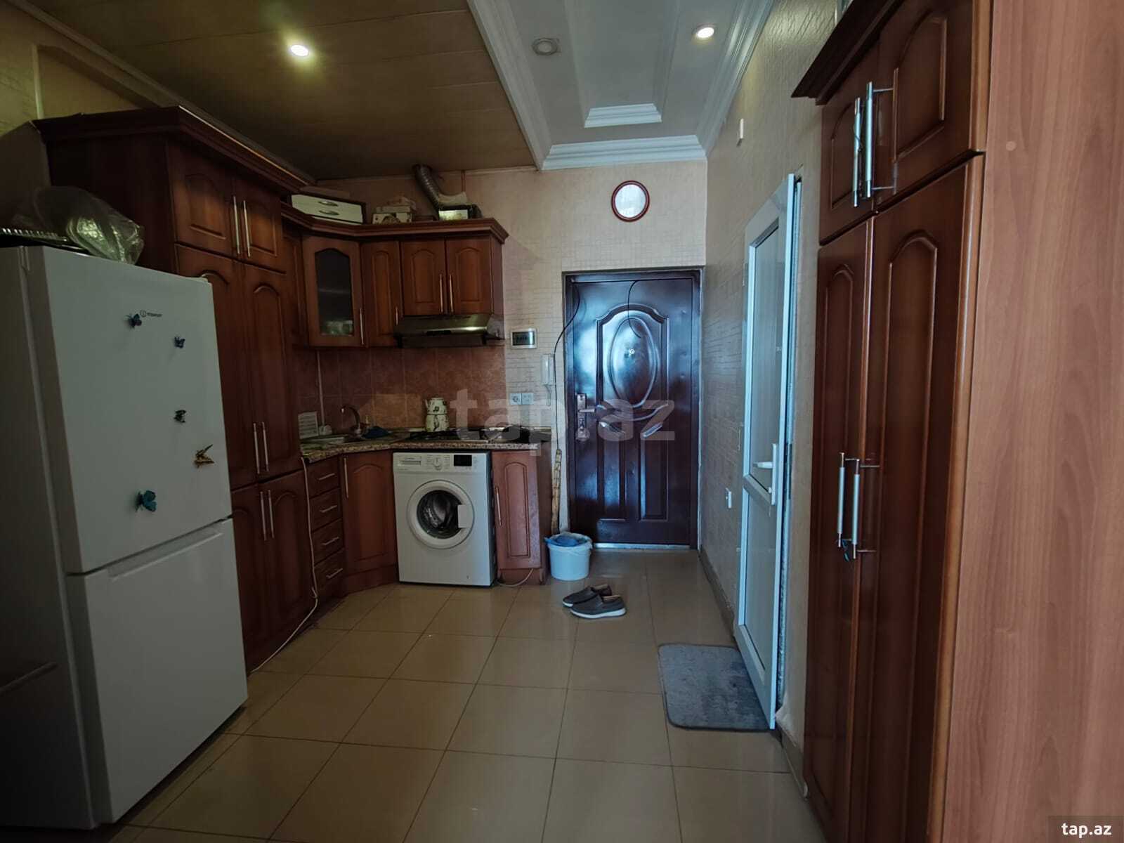 2 otaqlı mənzil satılır, 7-ci mikrorayon, Bakı