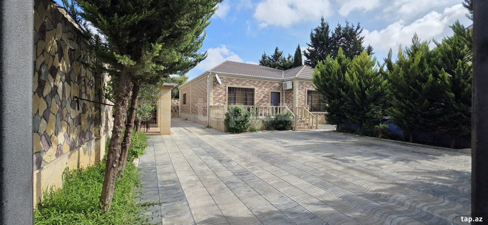3 otaqlı həyət evi satılır, Mərdəkan, Bakı
