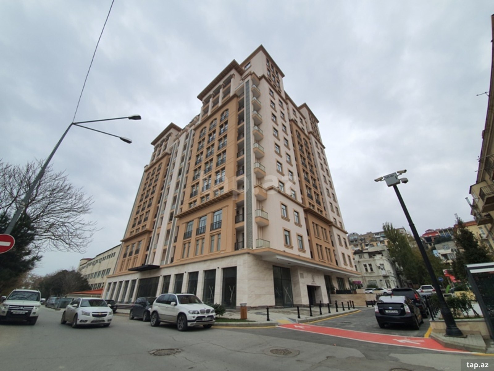 3-комн. квартира в аренду, Сабаил, Баку