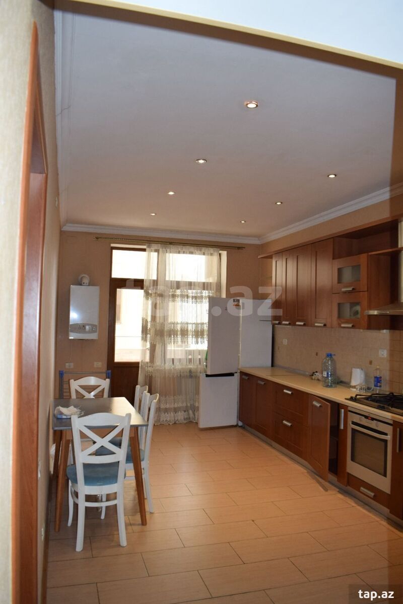 3 otaqlı mənzil kirayə verilir, Bakı