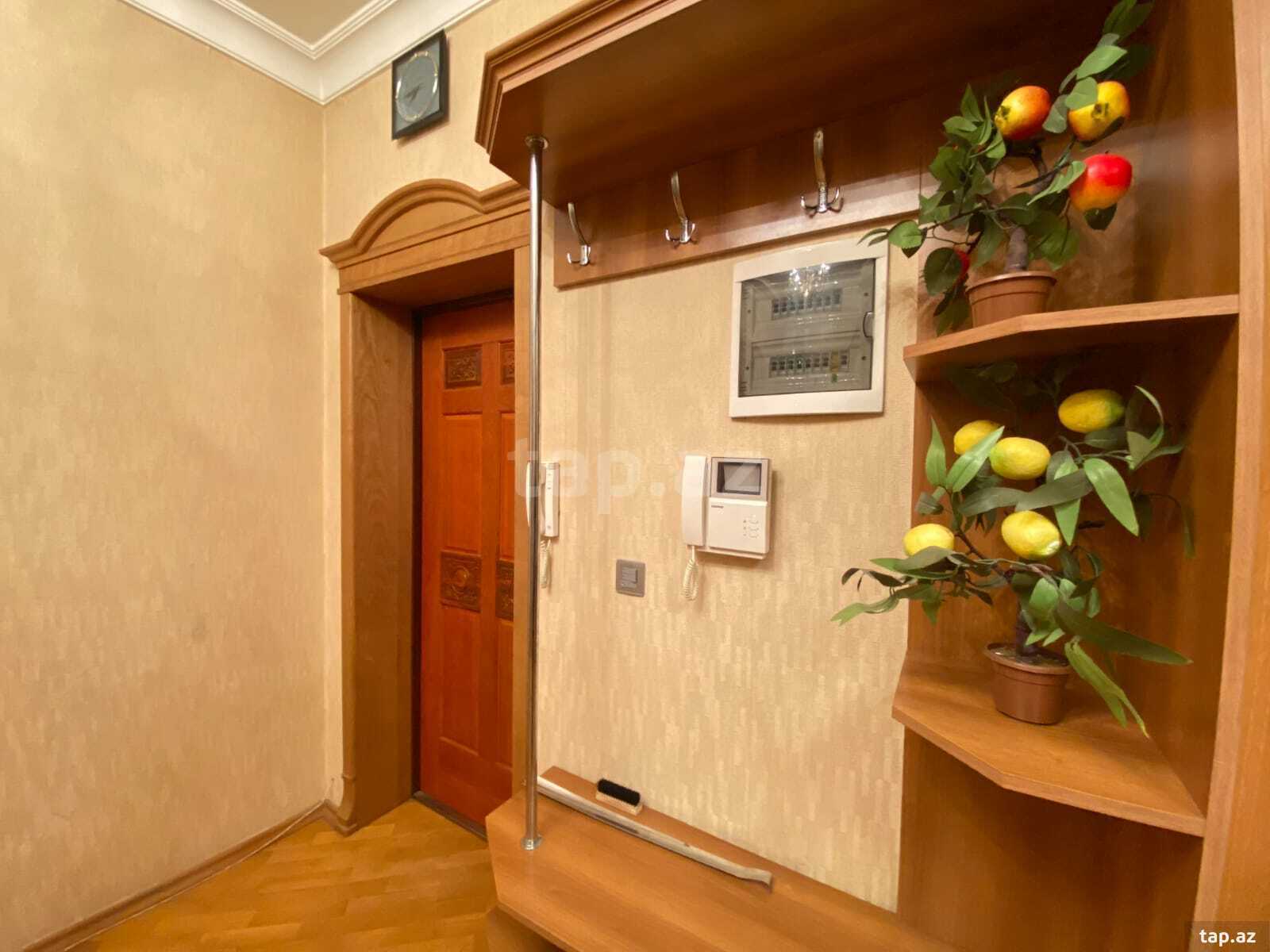 3 otaqlı mənzil kirayə verilir, Bakı