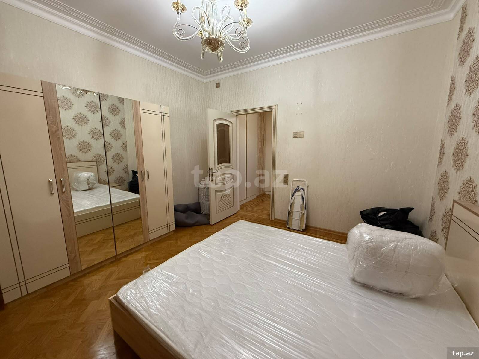 3 otaqlı mənzil kirayə verilir, Bakı