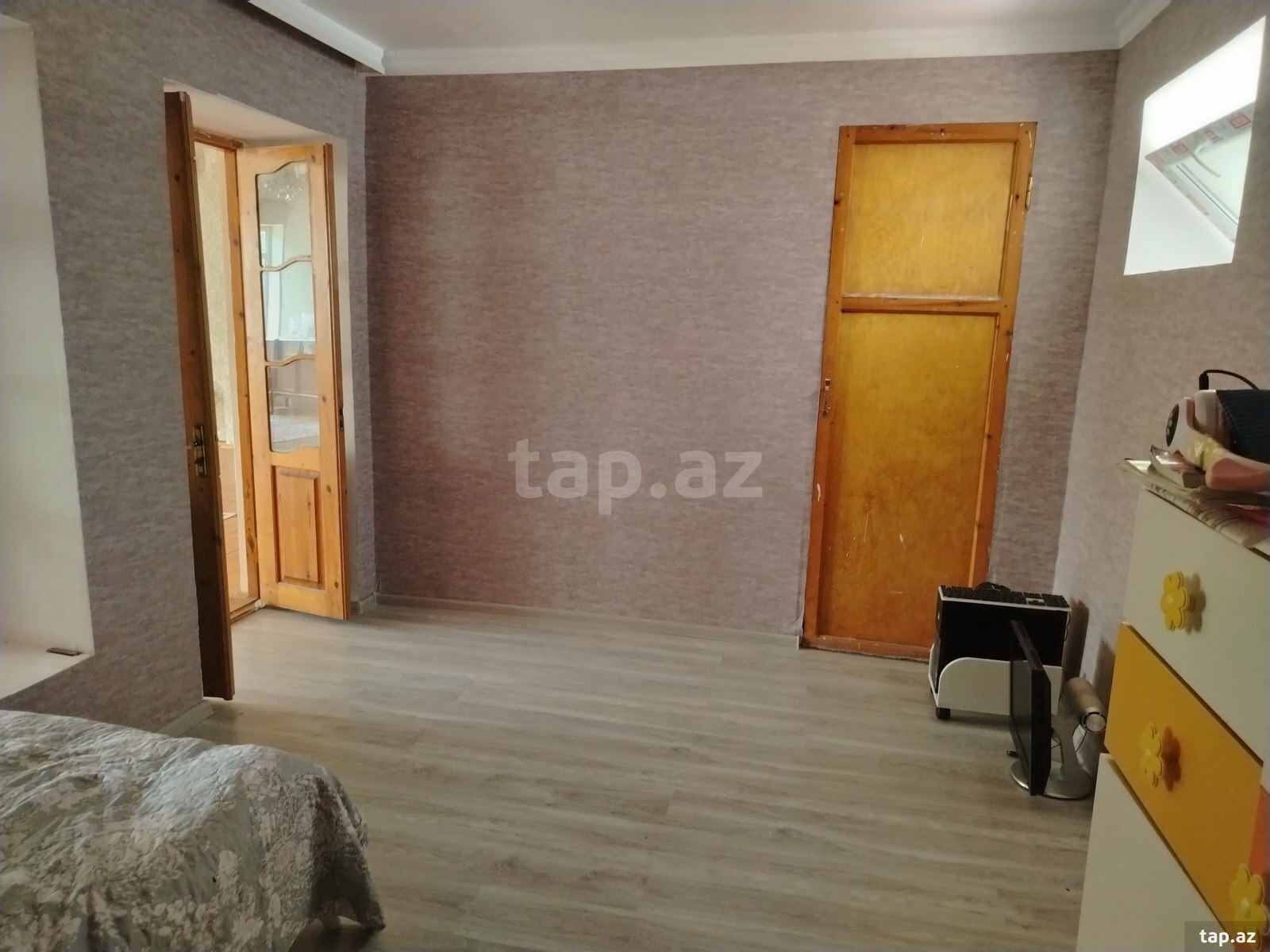 4 otaqlı mənzil kirayə verilir, Bakı