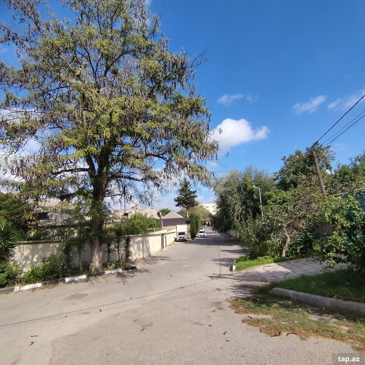 4 otaqlı həyət evi satılır, Əmircan, Bakı