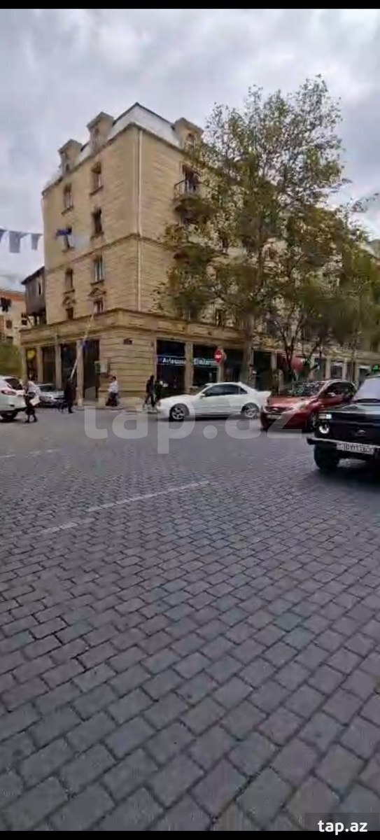 1 otaqlı mənzil satılır, Gəncə