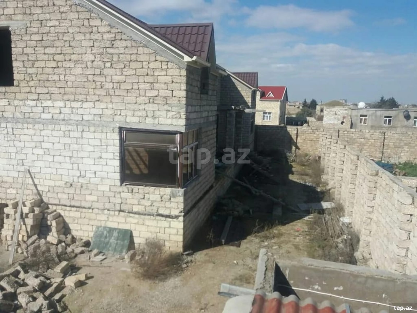 6 otaqlı həyət evi satılır, Bakı