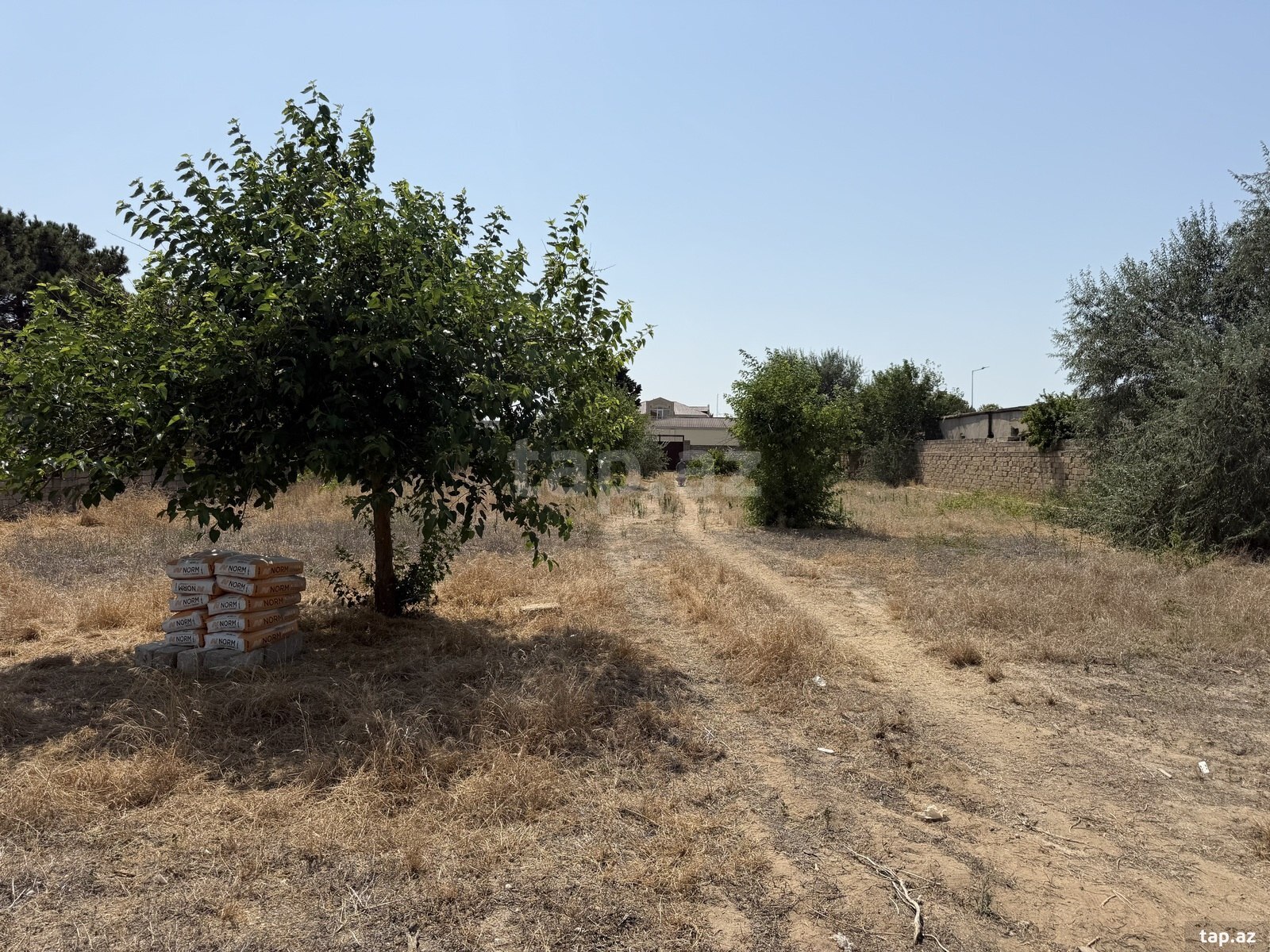 Land for sale, Baku
