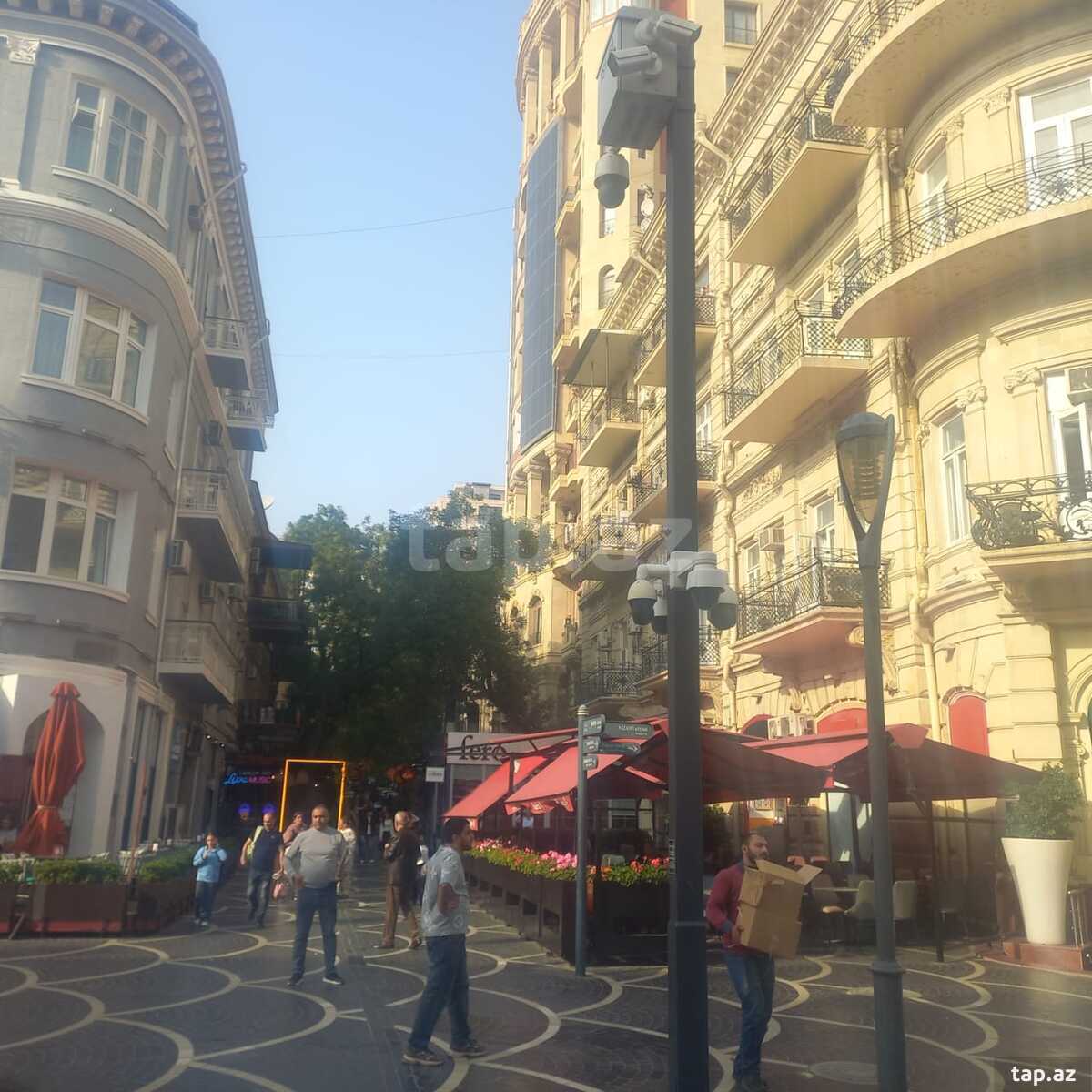 4-комн. квартира в аренду, Баку