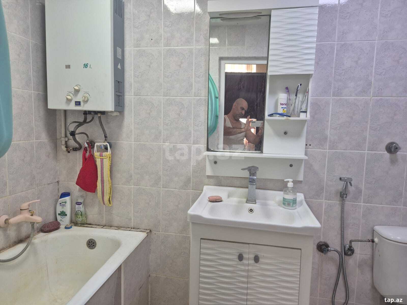 2 otaqlı mənzil satılır, Nəsimi, Bakı