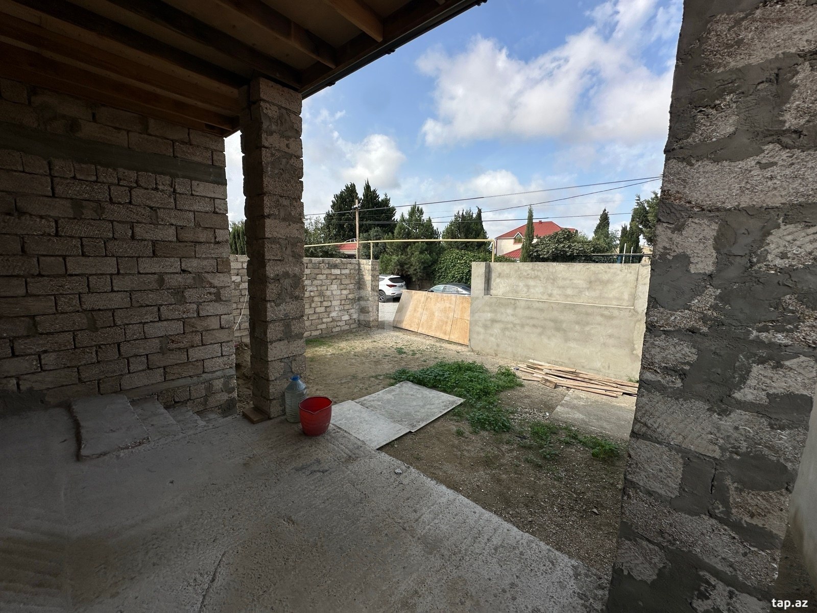 4 otaqlı həyət evi satılır, Binə, Bakı