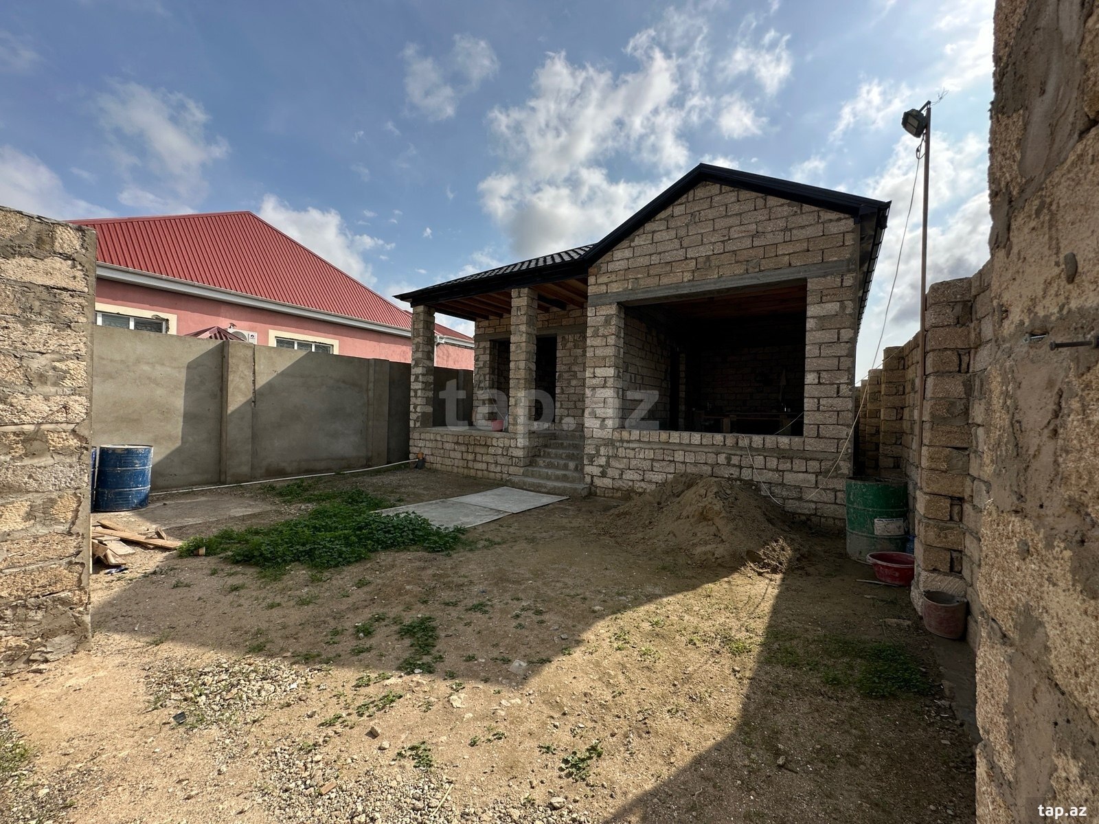 4 otaqlı həyət evi satılır, Binə, Bakı