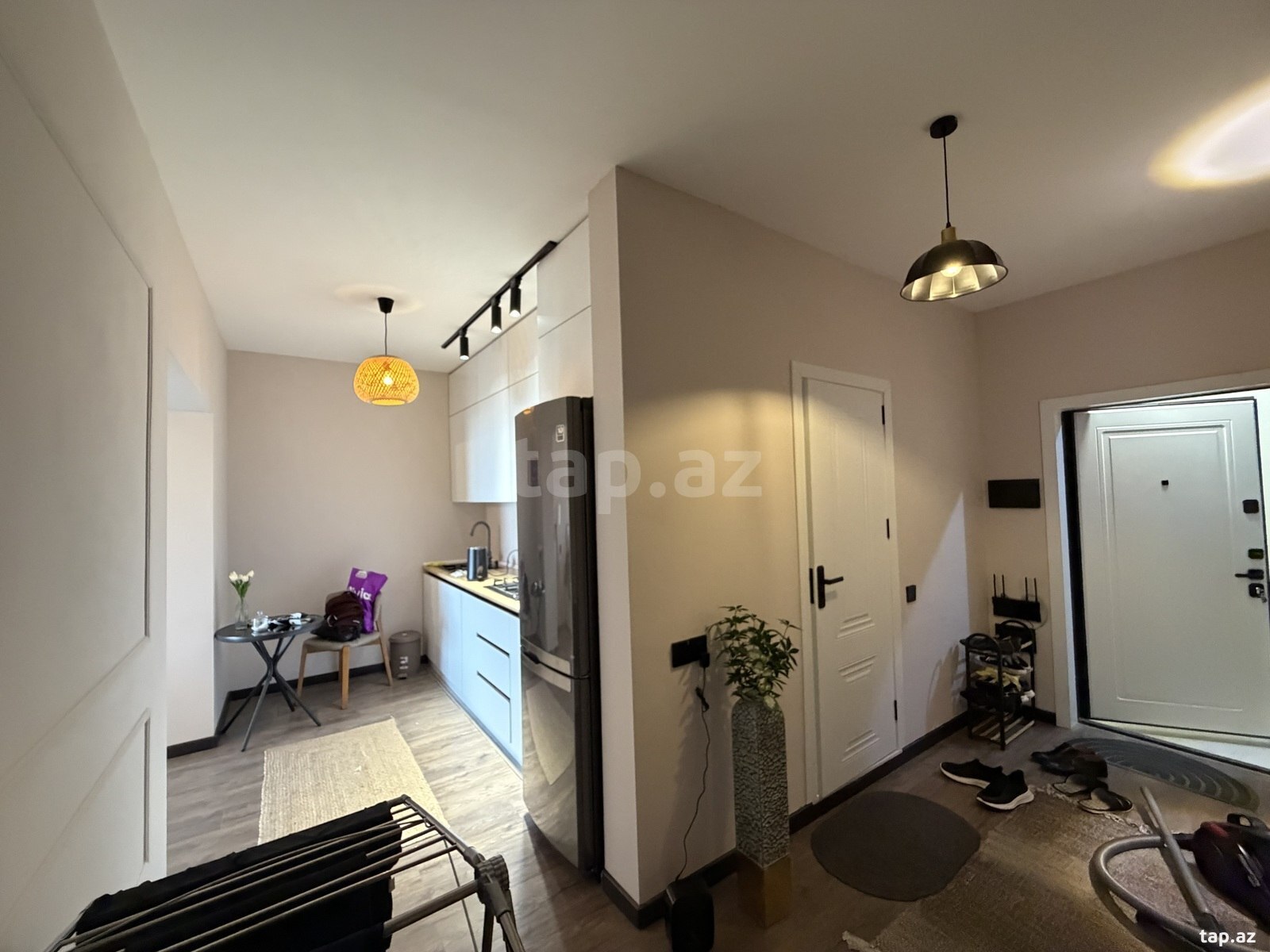 2 otaqlı mənzil satılır, Qaraçuxur, Bakı