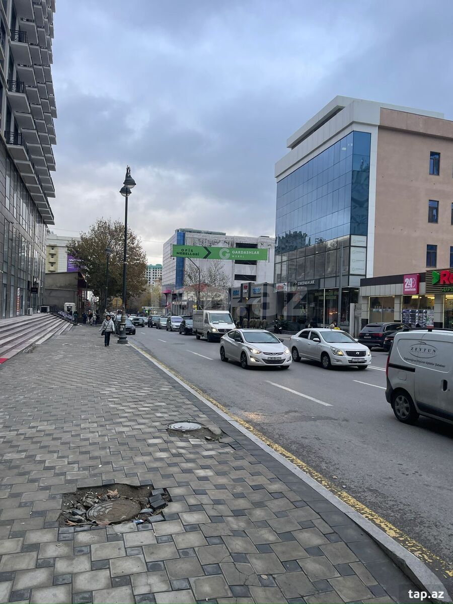 4 otaqlı mənzil satılır, Bakı