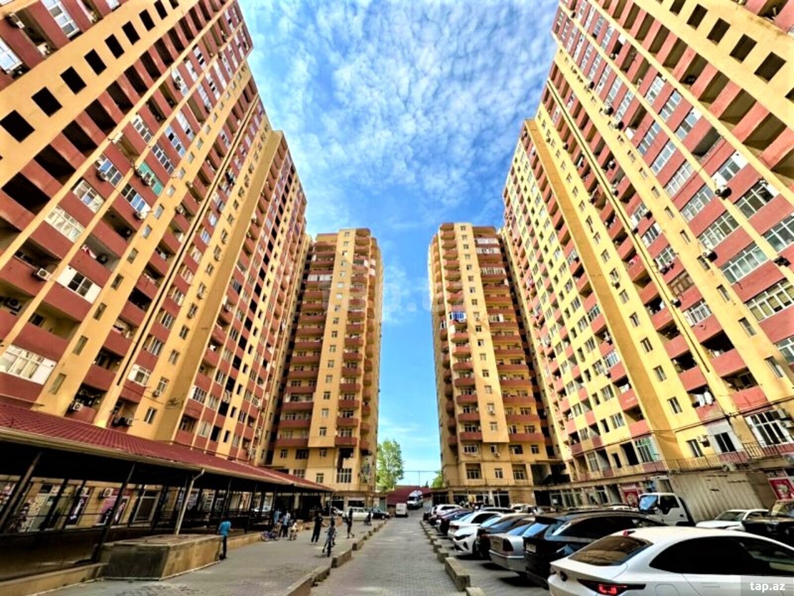 2 otaqlı mənzil satılır, Bakı