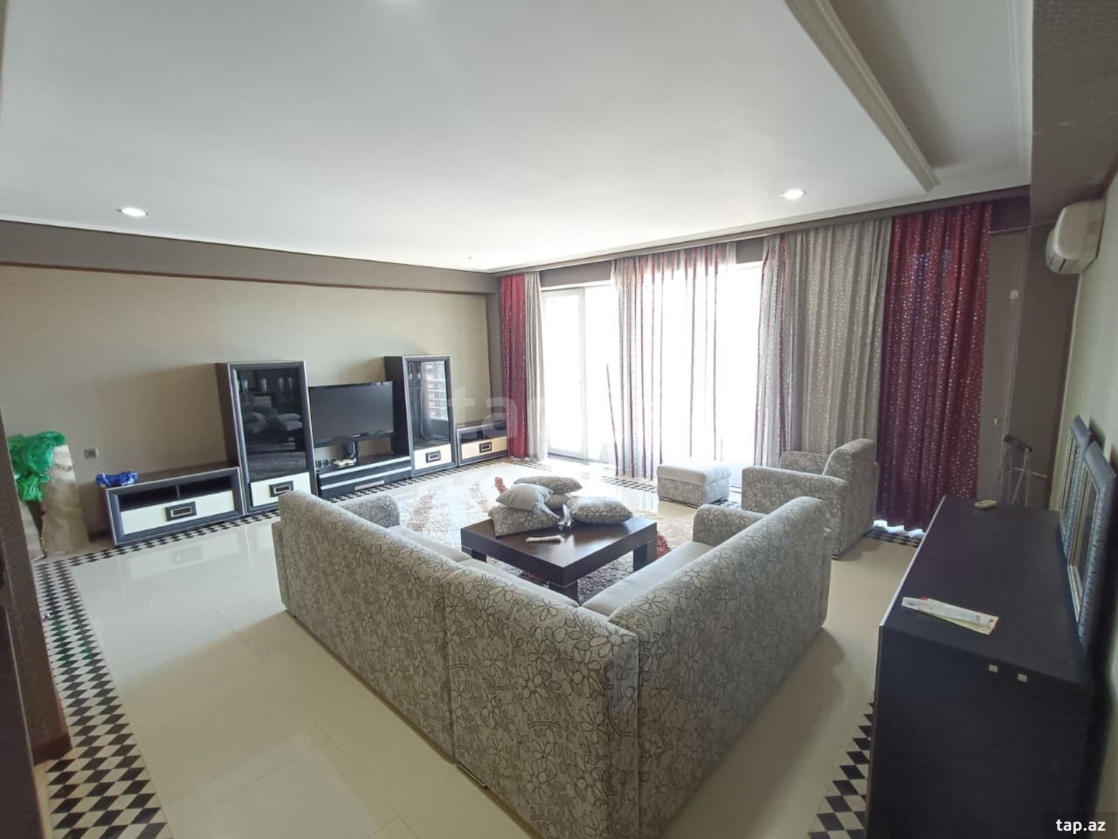 2 otaqlı mənzil kirayə verilir, Bakı