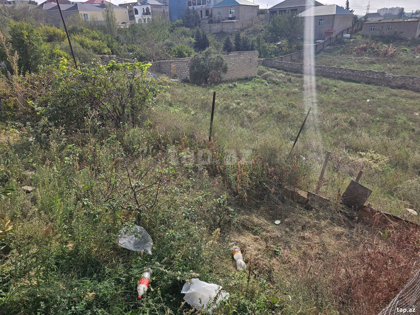 Torpaq satılır, Bakı