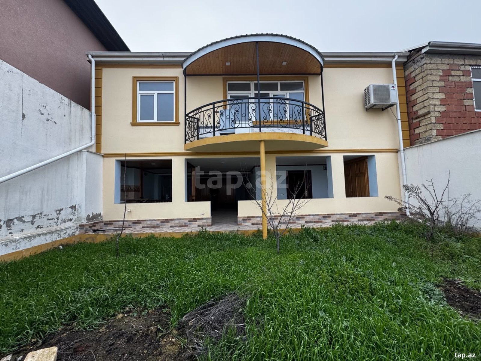 4 otaqlı bağ evi satılır, Novxanı, Abşeron