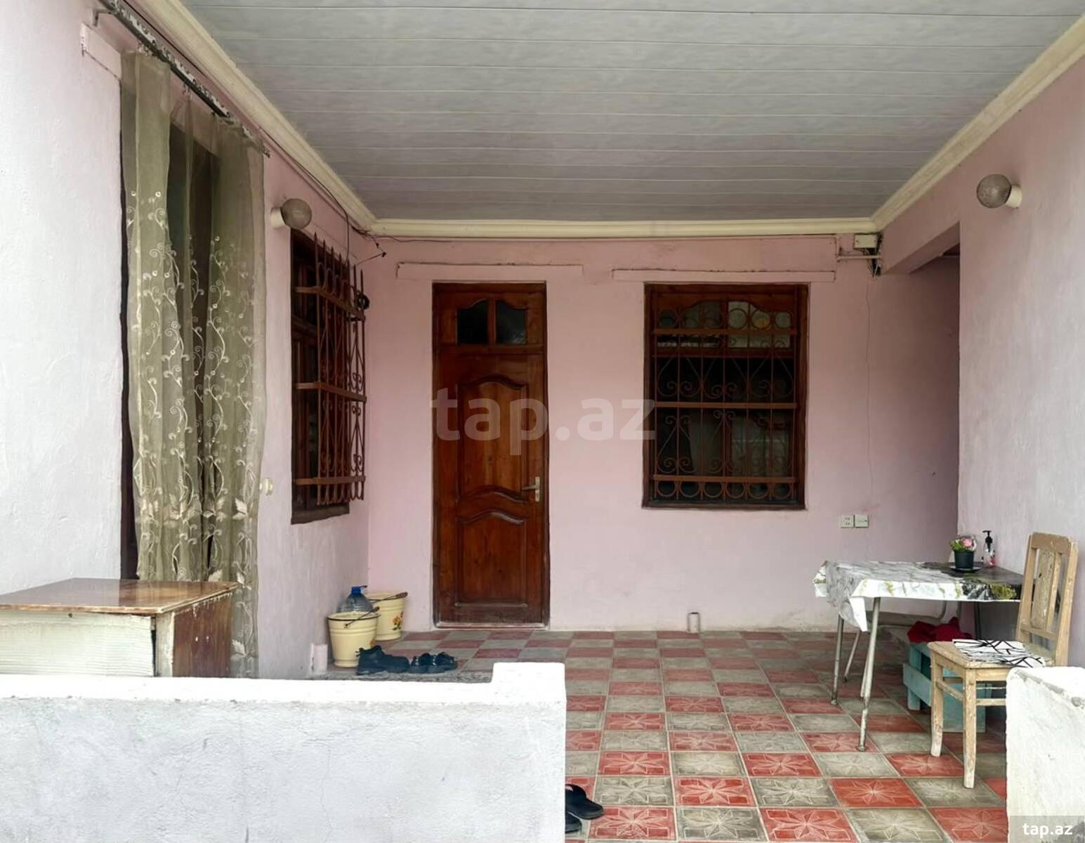 3 otaqlı həyət evi satılır, Gəncə