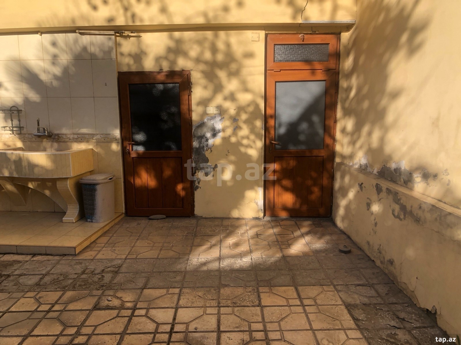 5 otaqlı həyət evi satılır, Gəncə