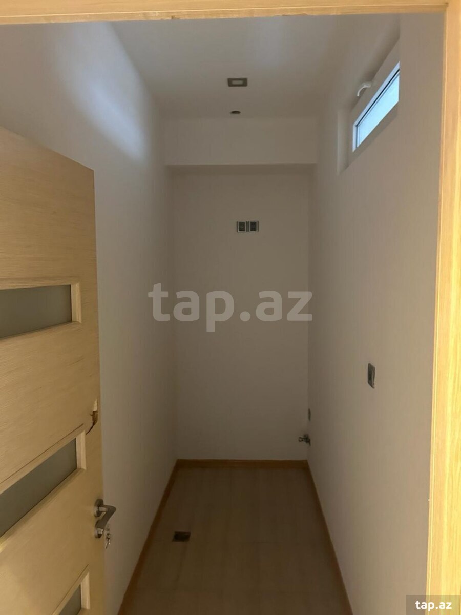 4 otaqlı mənzil satılır, Bakı