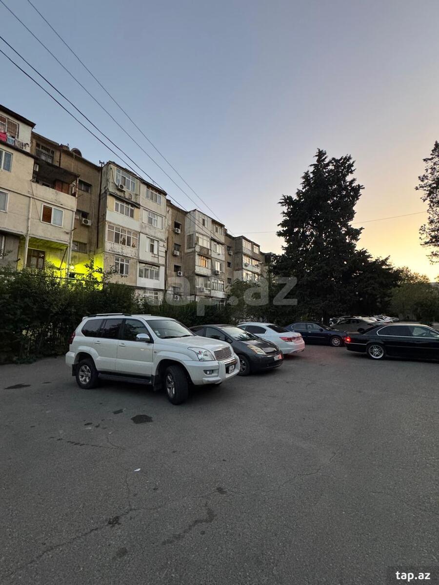 2 otaqlı mənzil satılır, Bakı