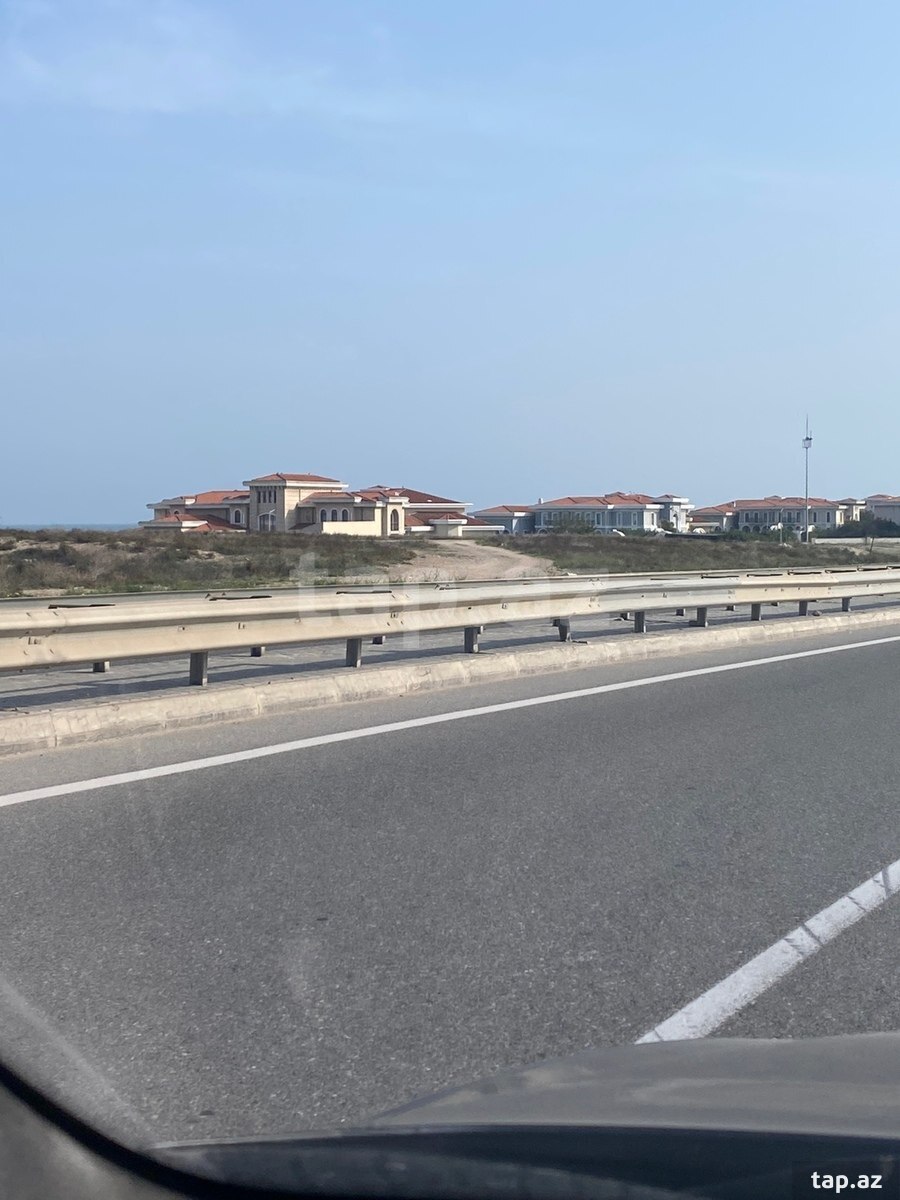 Land for sale, Baku
