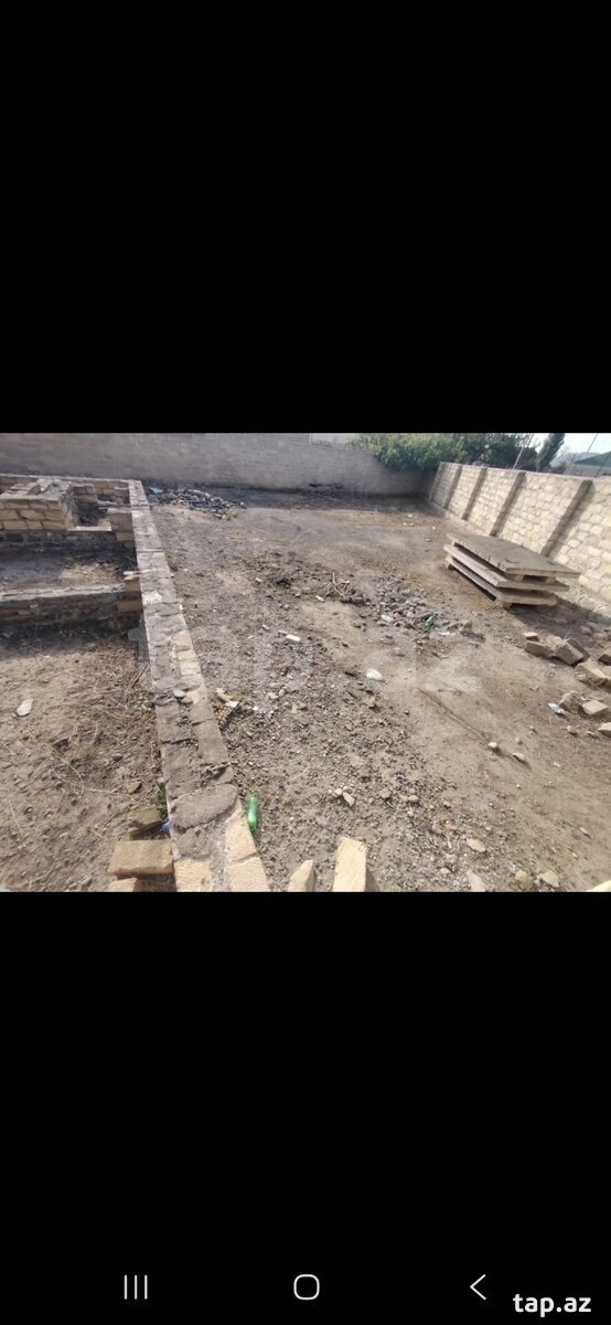 Torpaq satılır, Gəncə