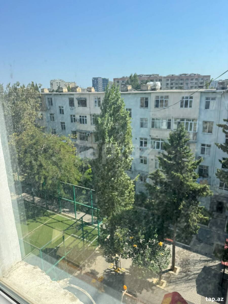 2 otaqlı mənzil satılır, 5-ci mikrorayon, Bakı