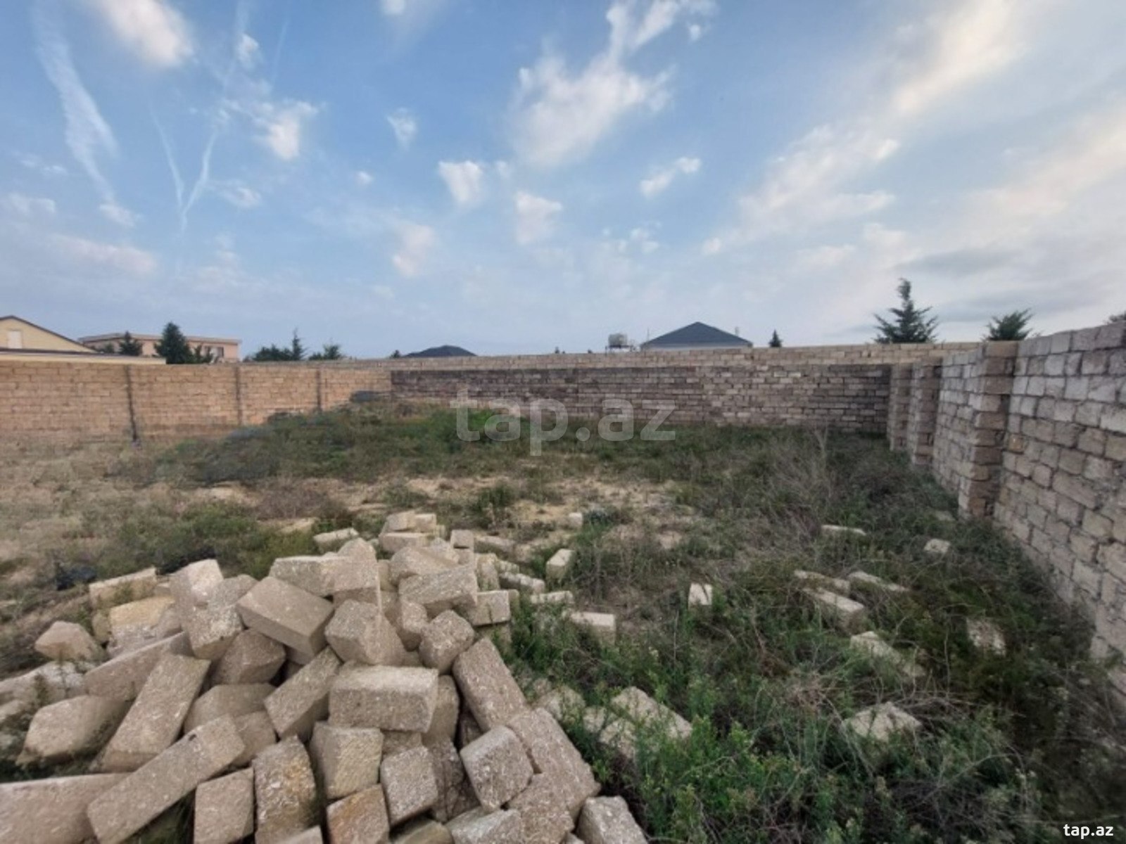 Torpaq satılır, Maştağa, Bakı