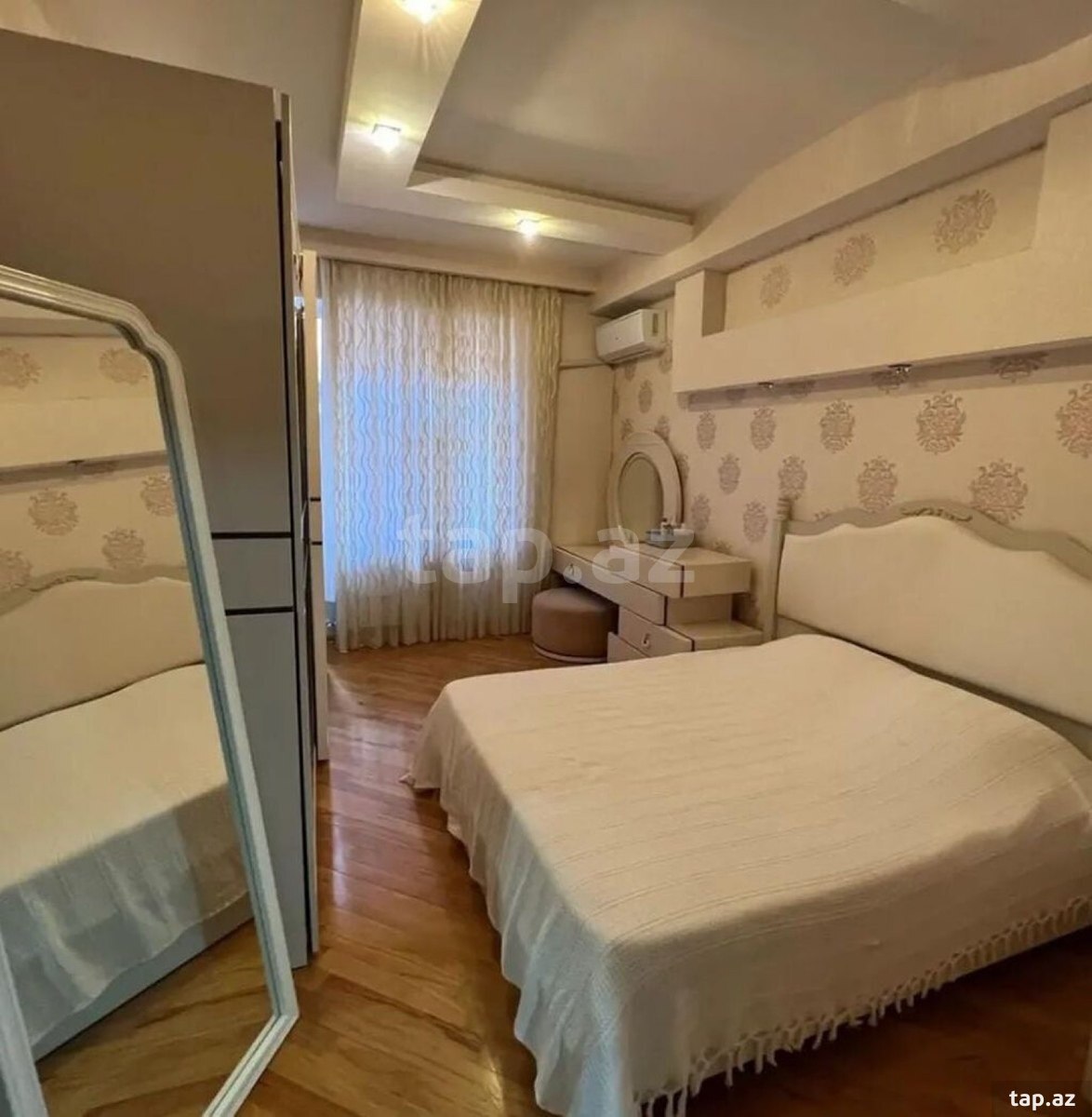 3 otaqlı mənzil kirayə verilir, 1-ci mikrorayon, Bakı