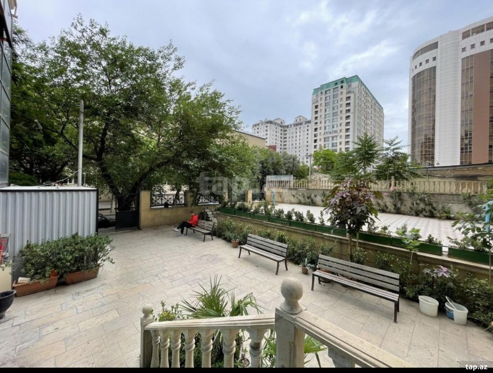 3 otaqlı mənzil satılır, Bakı