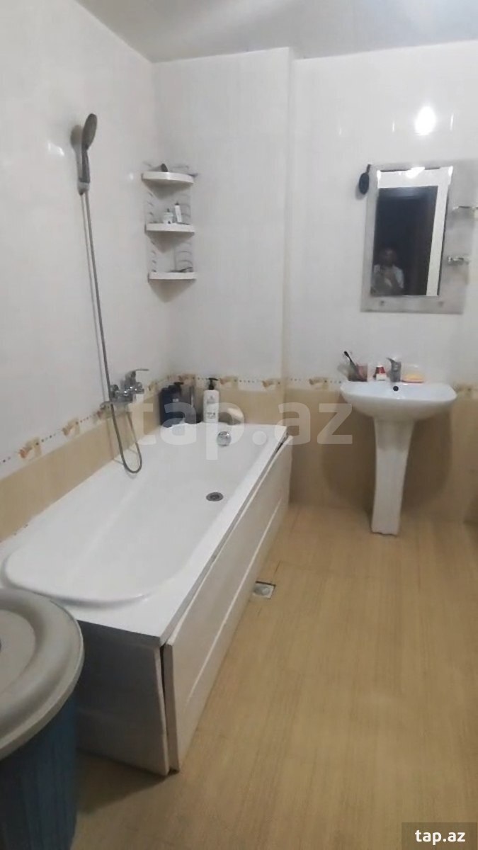 3 otaqlı mənzil satılır, Bakı
