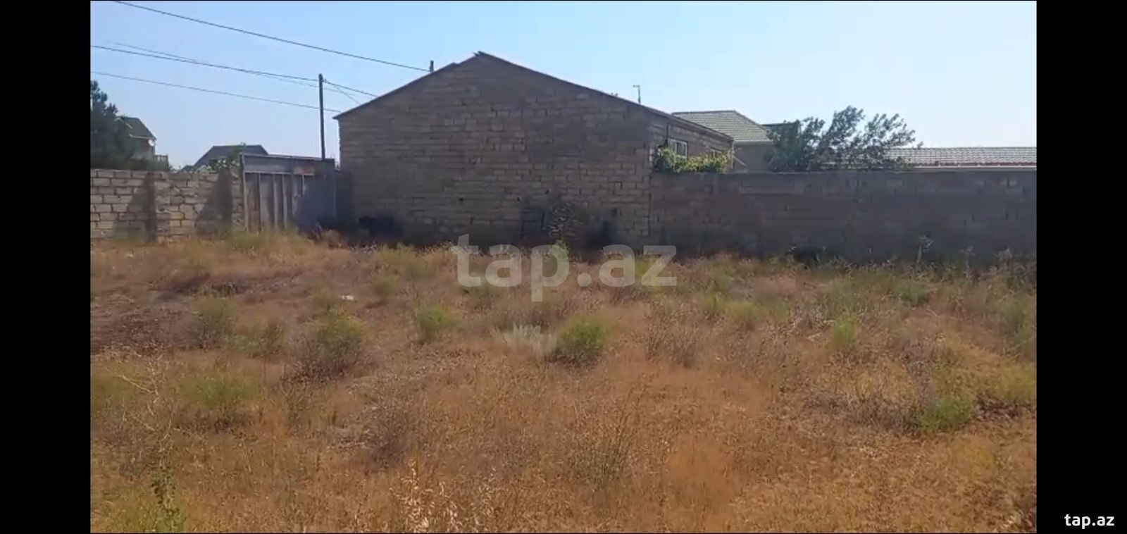 Torpaq satılır, Bakı