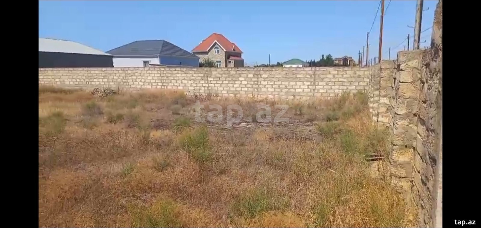 Torpaq satılır, Bakı