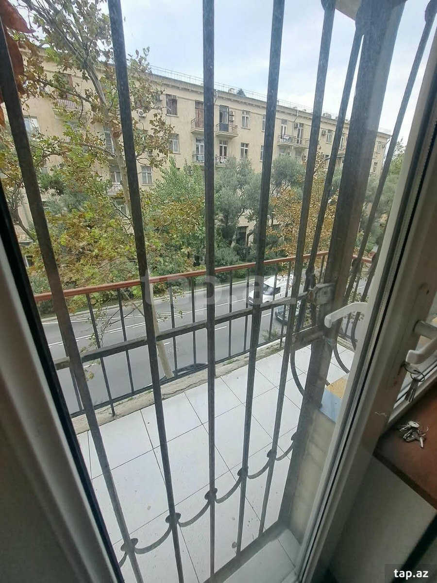 2 otaqlı mənzil kirayə verilir, Bakı