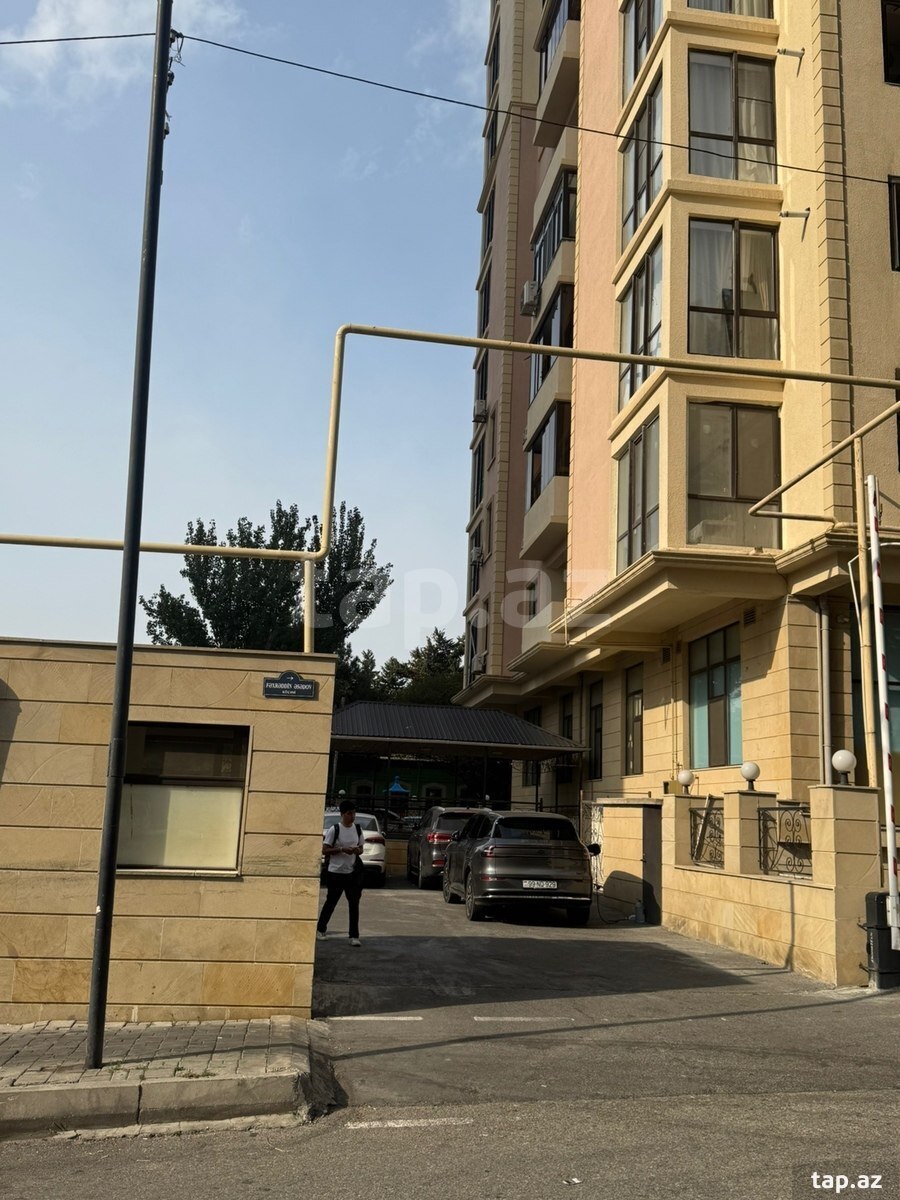 2 otaqlı mənzil satılır, Bakı