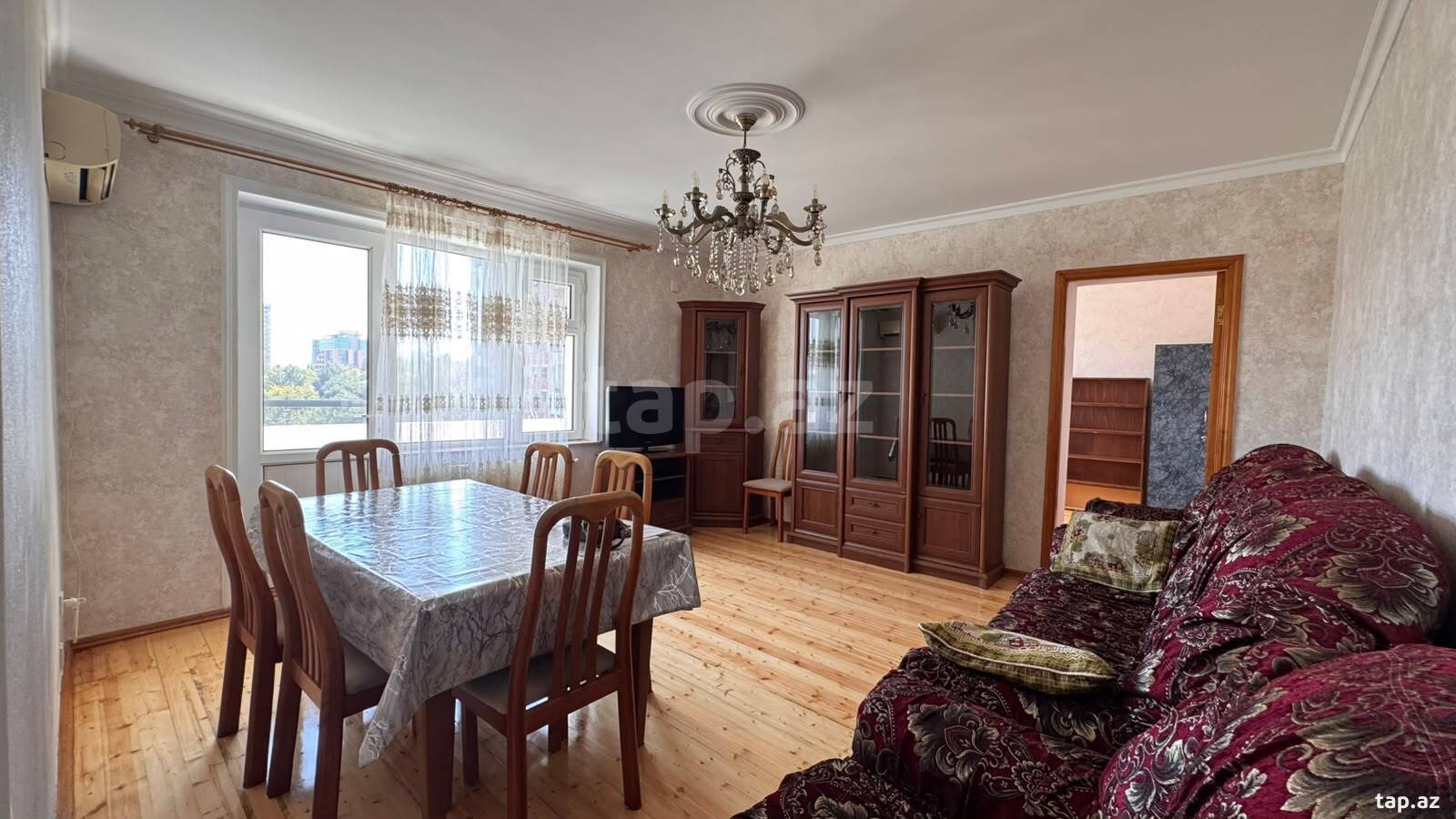 4 otaqlı mənzil kirayə verilir, Bakı