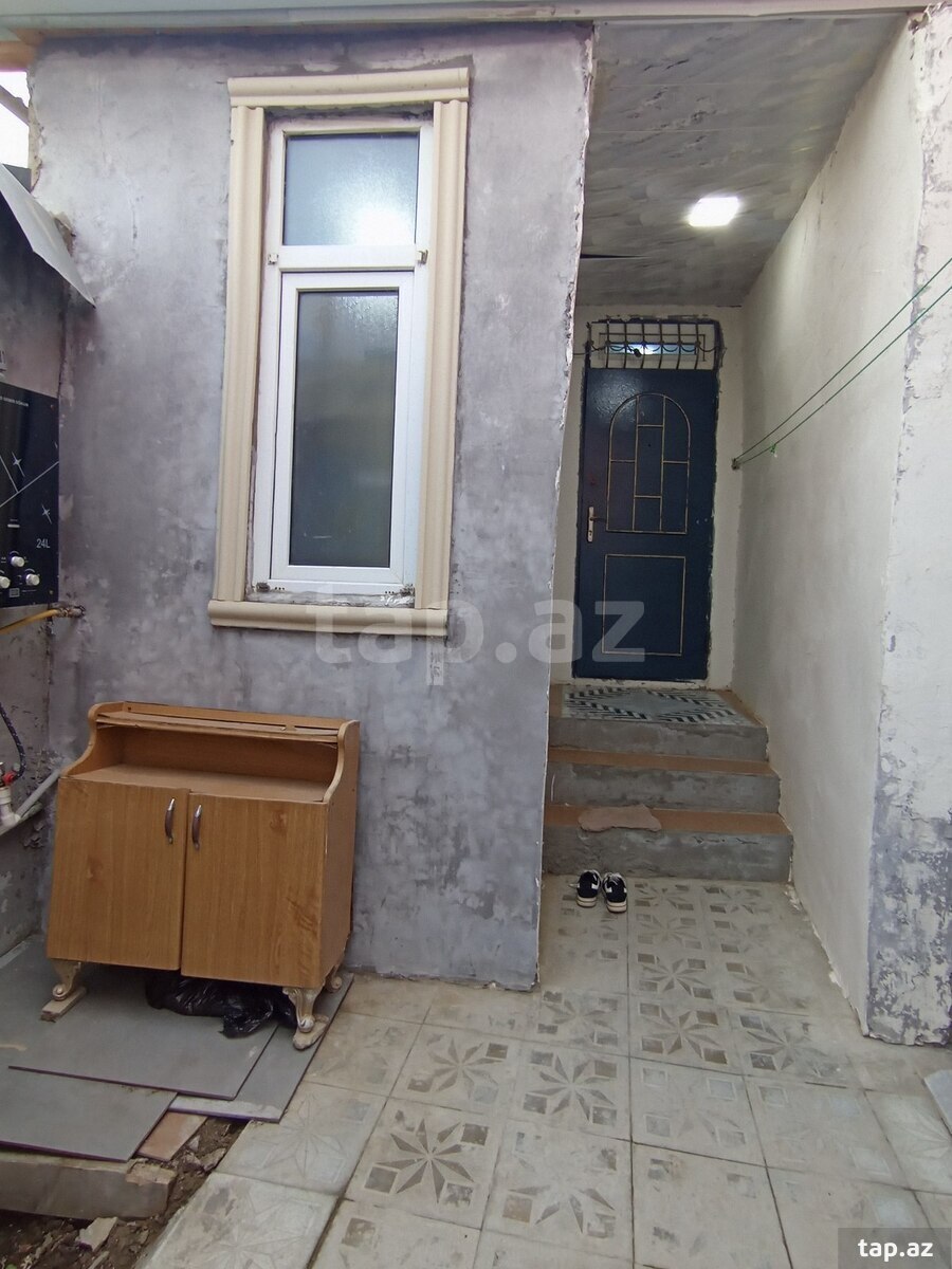 1 otaqlı həyət evi satılır, Bakı