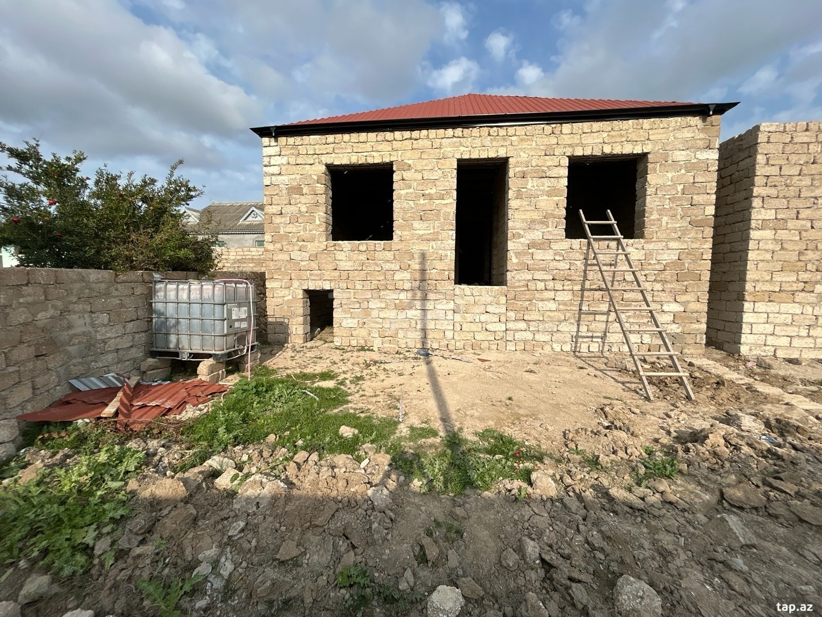 3-комн. частный дом на продажу, Бина, Баку