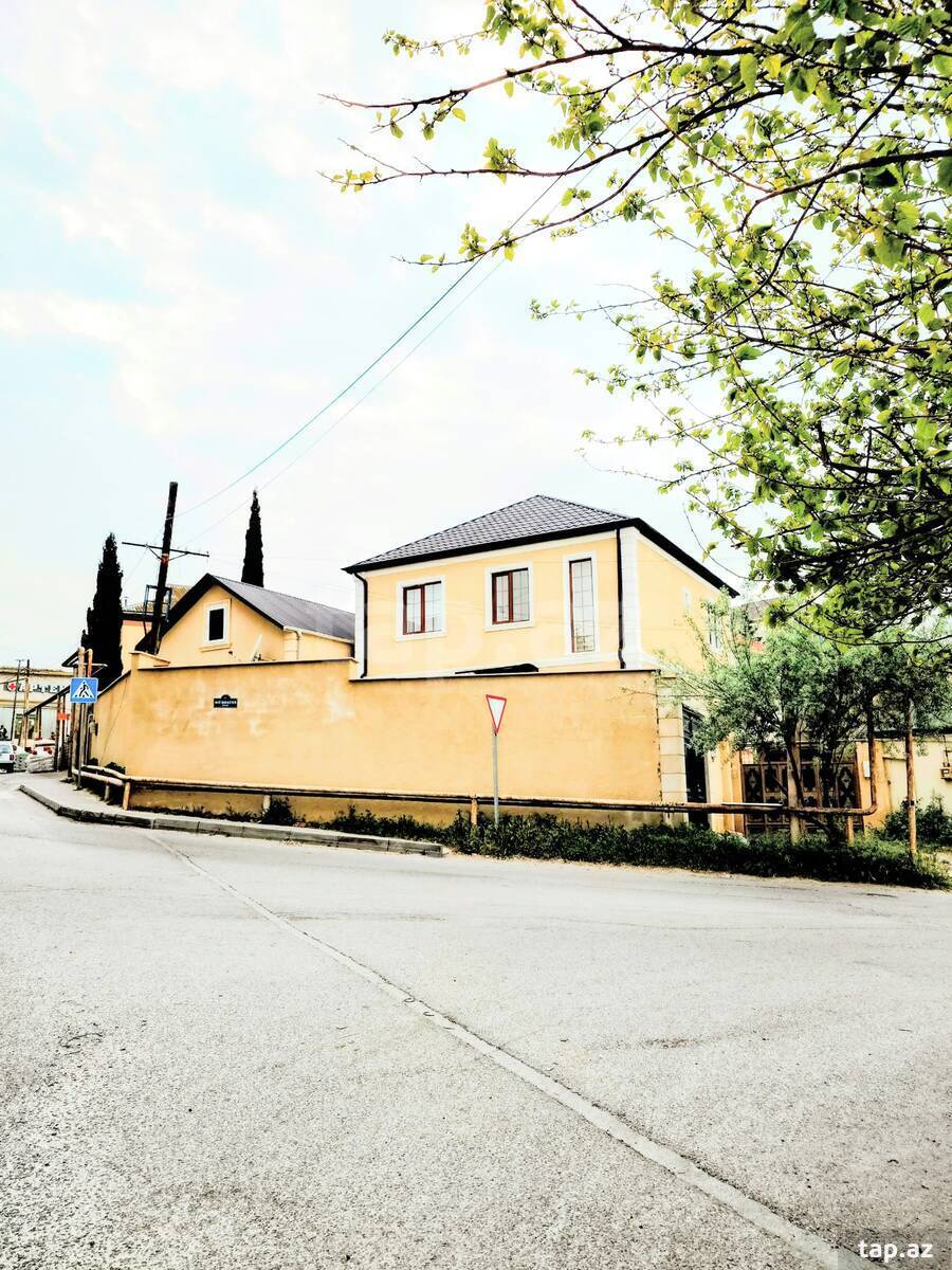 4 otaqlı həyət evi satılır, Qaraçuxur, Bakı