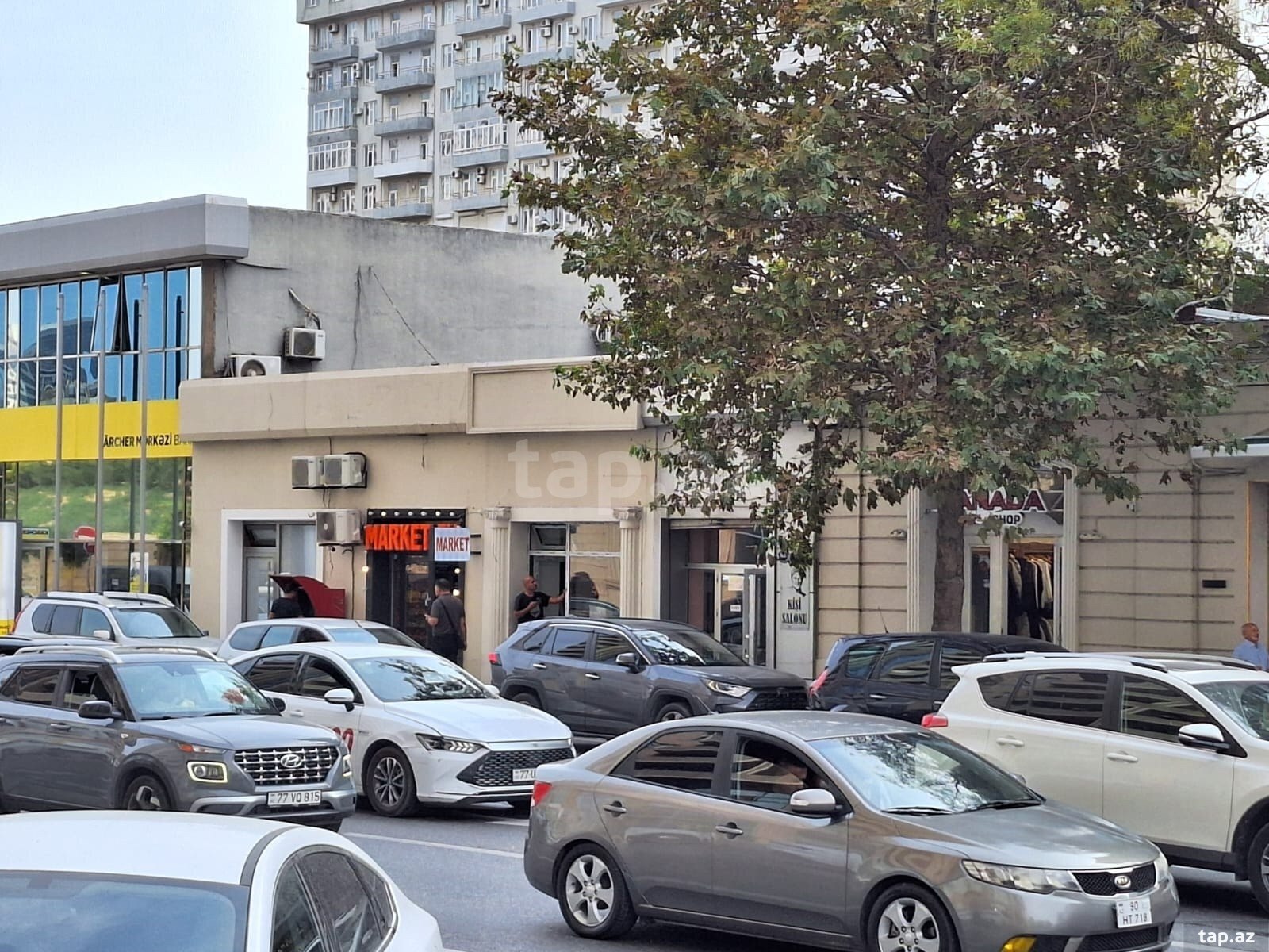 Obyekt satılır, 28 May, Bakı