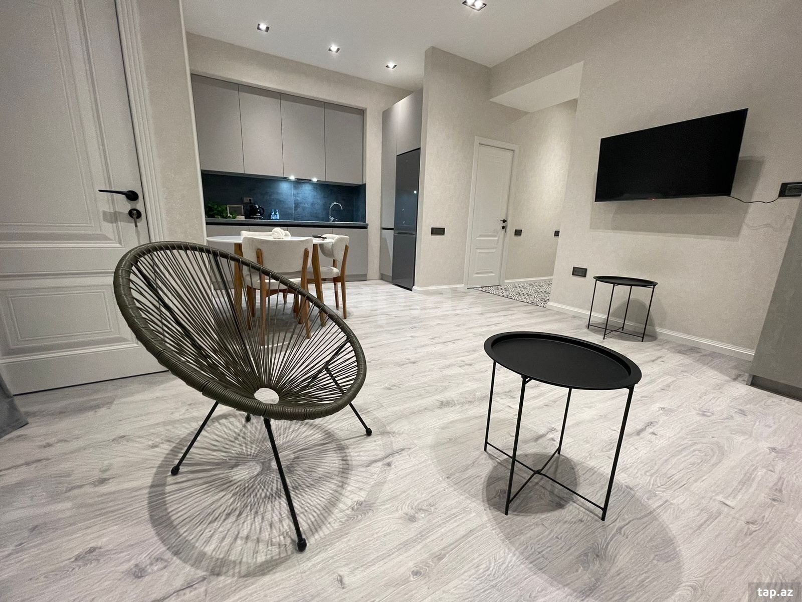 2 otaqlı mənzil kirayə verilir, 28 May, Bakı